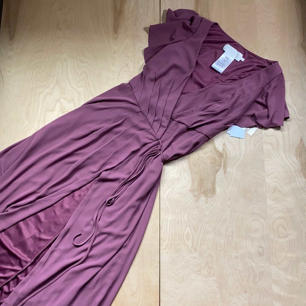 BRAND NEW w/ tags. David’s Bridal style F20039 in Chianti. Price per dress.